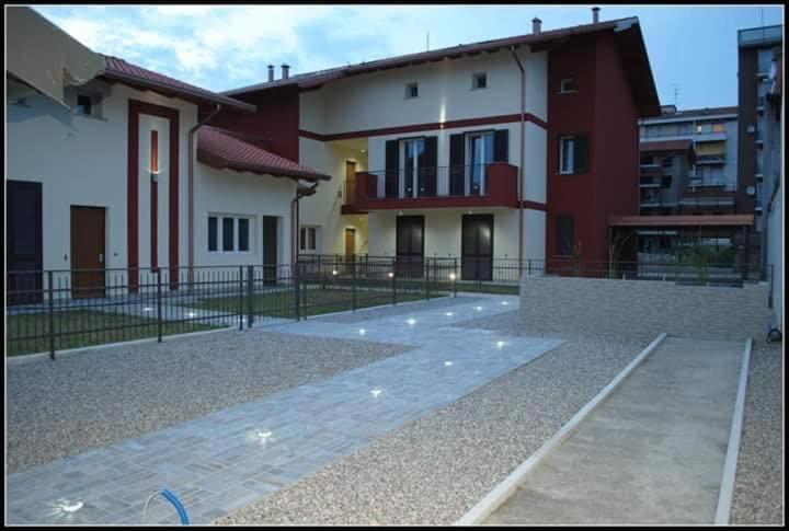 B&B Nearby Malpensa Samarate Extérieur photo